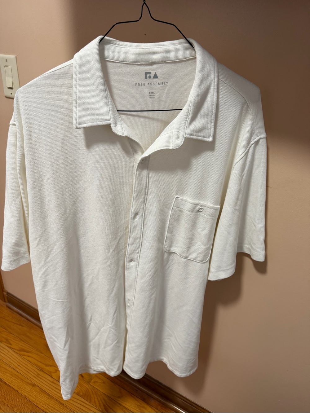 Free Assembly Men’s White Short-Sleeve Button-Down Casual Shirt